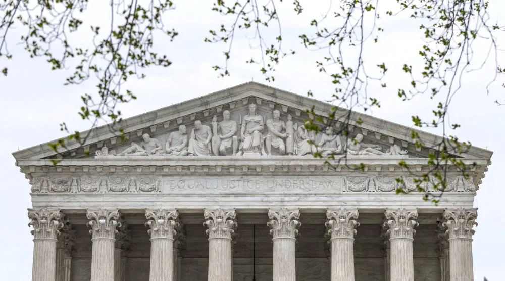 المحكمة العليا الأميركية في واشنطن (رويترز)