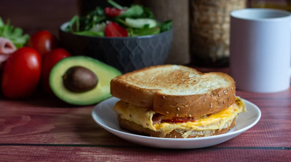 وجبة الإفطار تساعد في الحصول على المرونة النفسية (بيكساباي)