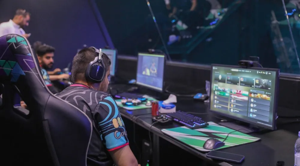 يضم البرنامج في نسخته الحالية 40 نادياً من نخبة أندية الرياضات الإلكترونية حول العالم (الاتحاد السعودي للرياضات الإلكترونية)