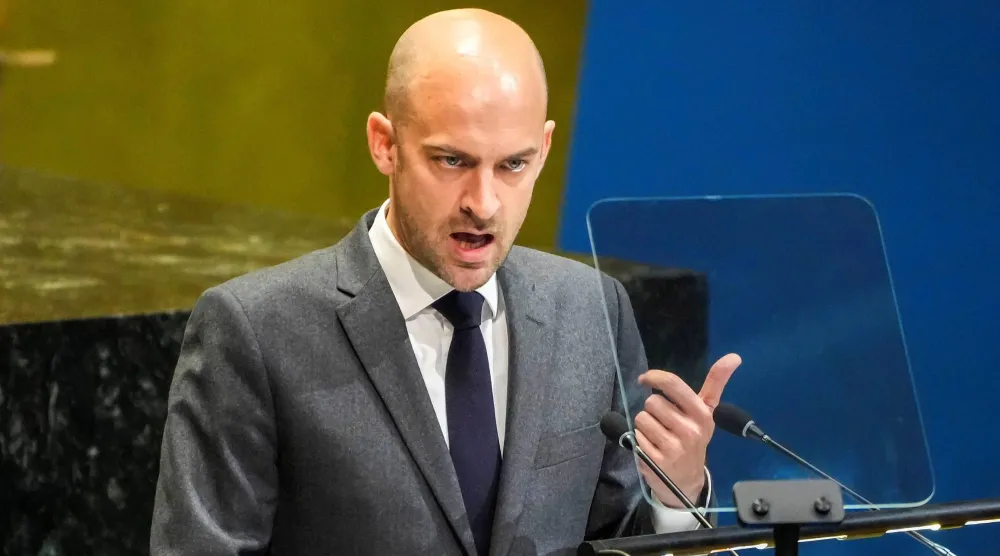 الوزير جان نويل بارو ملقياً كلمة فرنسا بمناسبة الاجتماع المخصص في الأمم المتحدة لمعاهدة منع انتشار الأسلحة النووية في نيويورك الاثنين (رويترز)