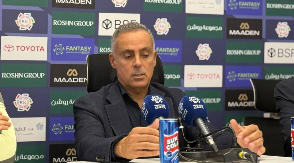 البرتغالي جوزيه غوميز مدرب نادي الفتح (الشرق الأوسط) 