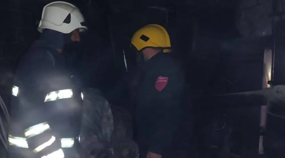 عناصر من رجال الدفاع المدني السوري (حساب الدفاع المدني الرسمي على «إكس»)