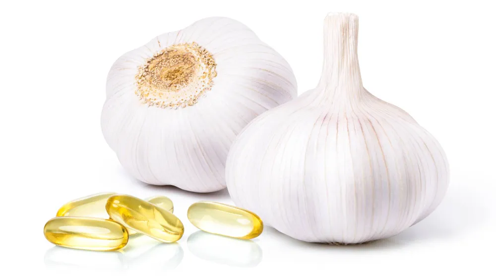 أملٌ يُباع... وجسدٌ يدفع الثمن (غيتي)