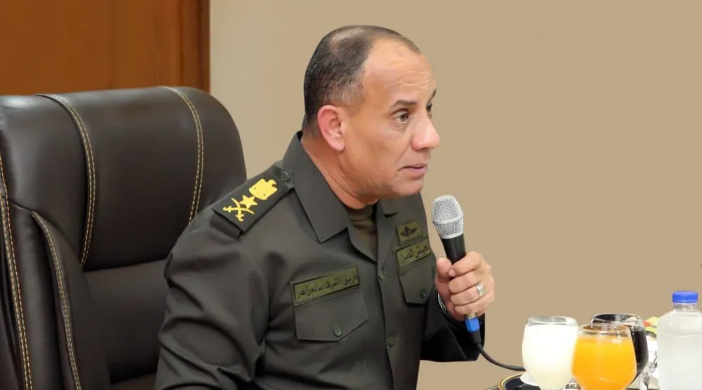 وزير الدفاع المصري الفريق أشرف سالم زاهر (صفحة المتحدث العسكري المصري)