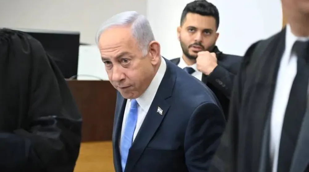 نتنياهو في أثناء جلسات سابقة من محاكمته (أ.ف.ب)