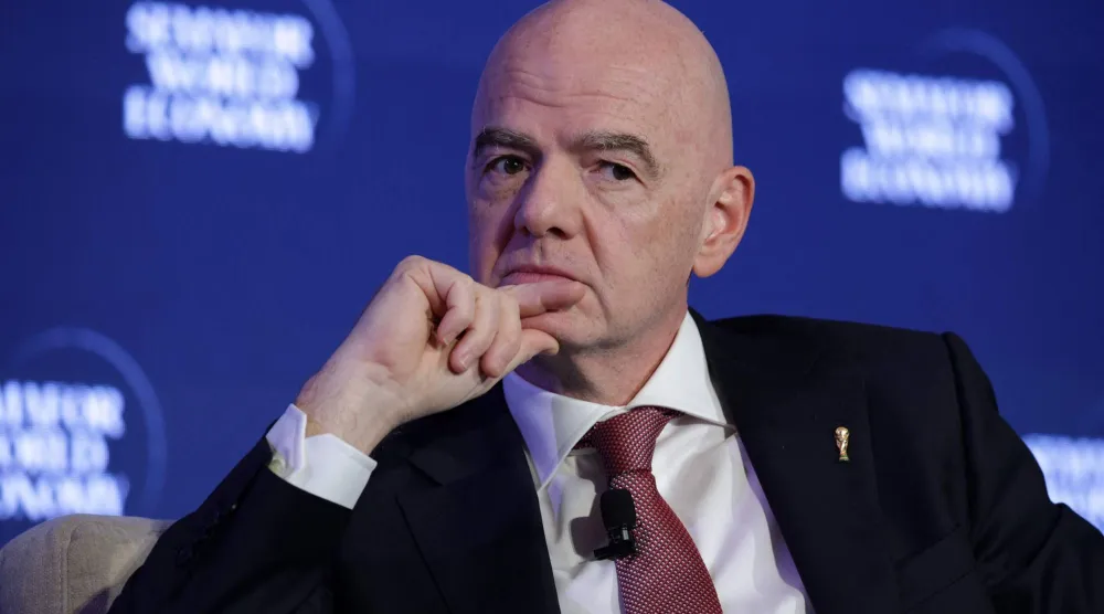 رئيس الاتحاد الدولي لكرة القدم جياني إنفانتينو (أ.ف.ب)