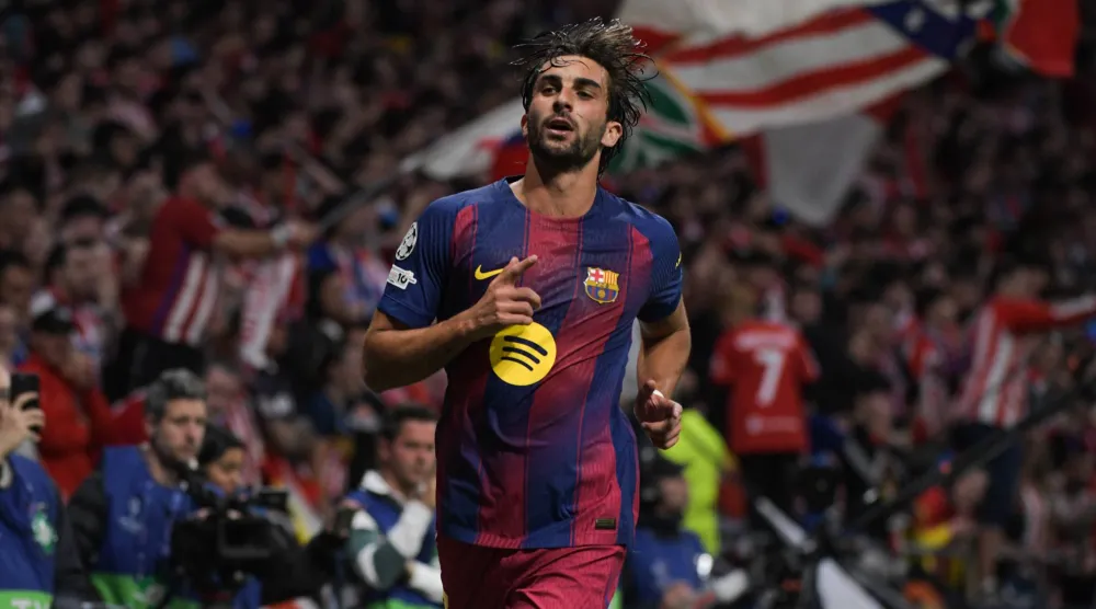 برشلونة ينتظر خدمة من جاره إسبانيول لحسم اللقب (د.ب.أ)