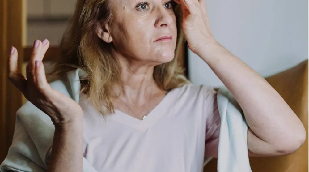 هل مكملات انقطاع الطمث الشائعة فعّالة بالفعل في تخفيف الأعراض؟ (بكسلز)