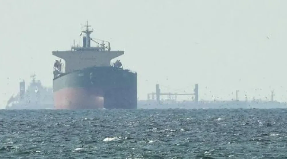 İran Hürmüz Boğazı'nı yeniden kapattı, zenginleştirilmiş uranyum konusunda anlaşmazlık