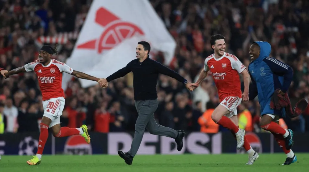 Mikel Arteta, Arsenal'ı Şampiyonlar Ligi finaline taşıdı (Reuters)