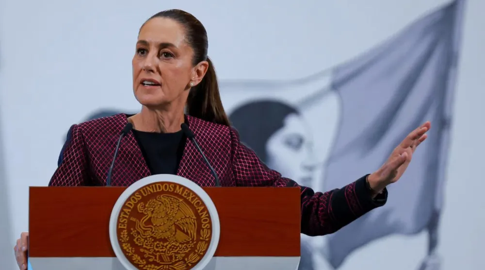 63 yaşındaki Meksika lideri Claudia Sheinbaum, Sinaloa Valisi Moya'nın iade talebine karşı çıkmıştı (Reuters)