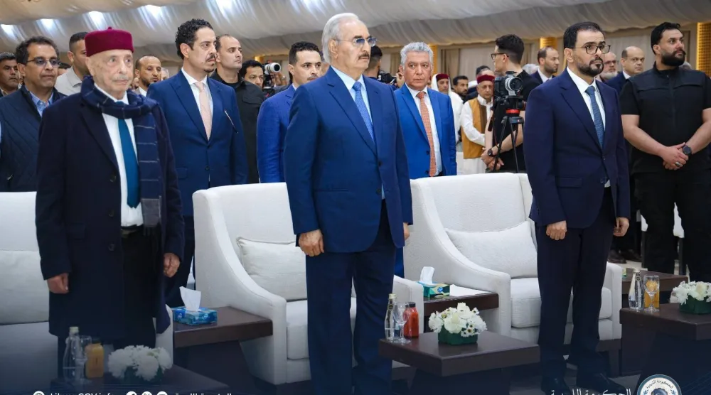 حفتر وصالح وحمّاد وعدد من المسؤولين والنواب يشاركون في افتتاح التجمع السكني (صندوق الإعمار والتنمية)