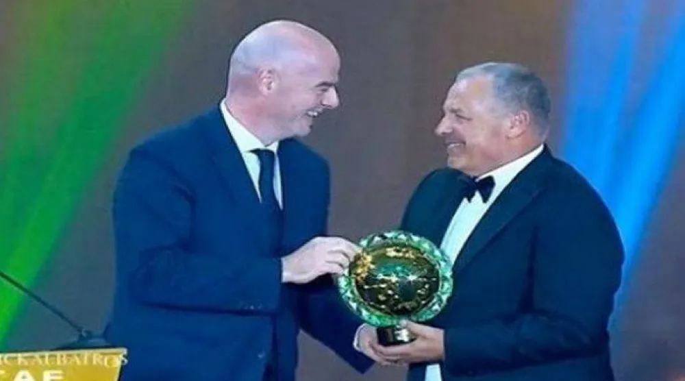 المهندس هاني أبو ريدة يدعم إعادة ترشيح جياني إنفانتينو (الاتحاد المصري)