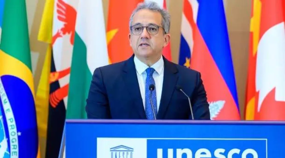 خالد العناني المدير العام لـ«اليونيسكو» (موقع المنظمة الدولية)