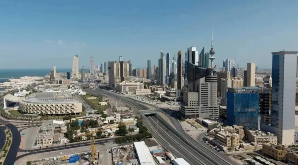 منظر عام من مدينة الكويت (رويترز)