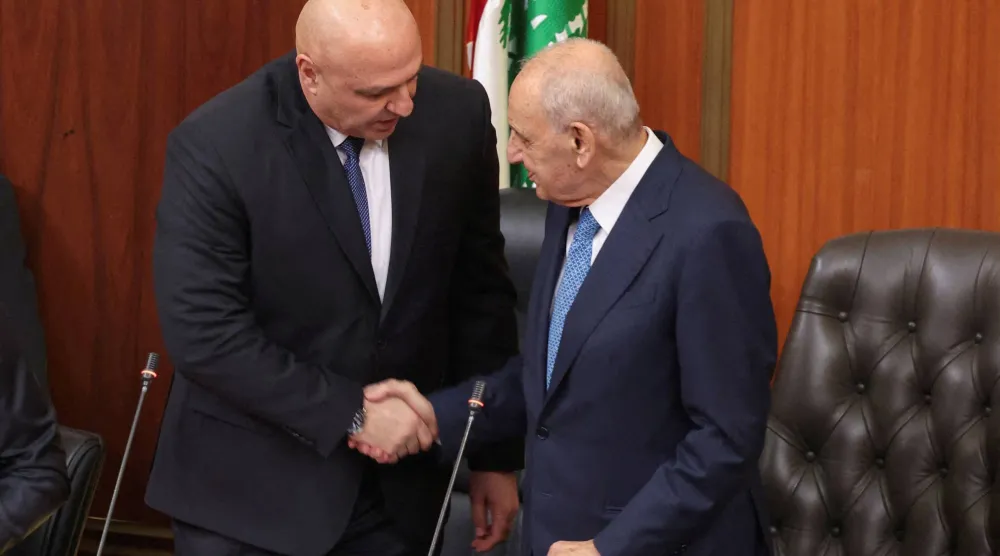الرئيس اللبناني جوزيف عون ورئيس مجلس النواب نبيه بري (أرشيفية - رويترز)