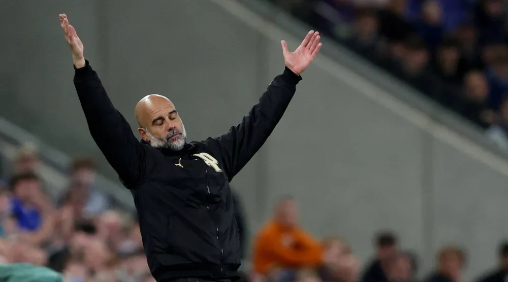 الإسباني بيب غوارديولا مدرب مانشستر سيتي (رويترز)