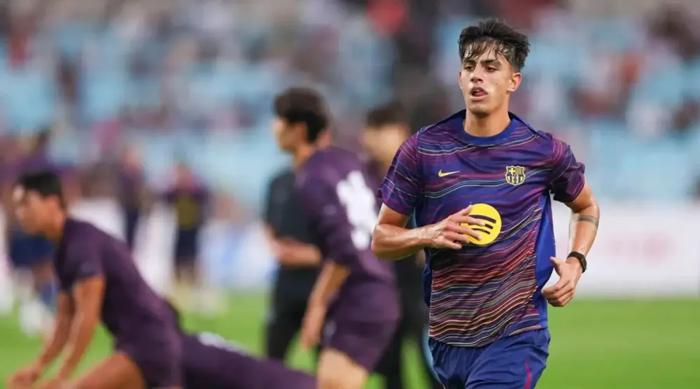 مارك بيرنال لاعب فريق برشلونة الإسباني (نادي برشلونة)