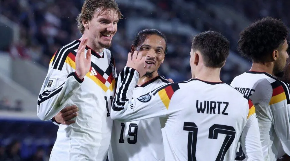 منتخب ألمانيا يستعد للمشاركة في المونديال (رويترز)
