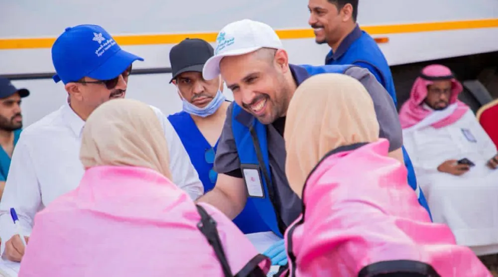 حفاوة في الاستقبال والترحيب من العاملين والمتطوعين بمنفذ الجوف (الشرق الأوسط)
