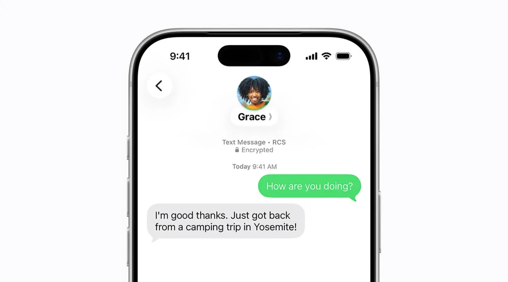 تحديث «iOS 26.5 «يضيف تشفيراً من طرف إلى طرف لمحادثات «RCS» بين مستخدمي «آيفون» و«أندرويد» بشكل تجريبي (أبل)