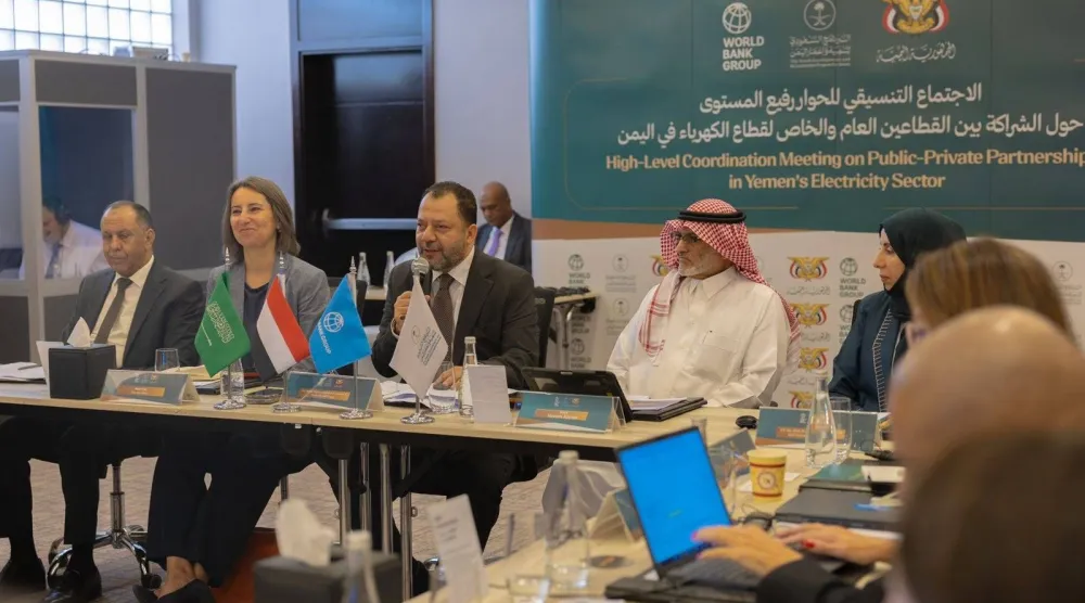 الحكومة اليمنية تسعى للشراكة مع القطاع الخاص لإنهاء معضلة نقص الكهرباء (إكس)