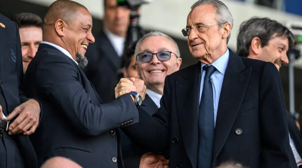 بيريز رئيس ريال مدريد (أ.ف.ب)