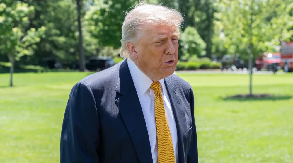 12 May 2026, US, Washington: US President Donald Trump speaks to the media before he departs the White House for China. Photo: Matt Kaminsky/ZUMA Press Wire/dpa
