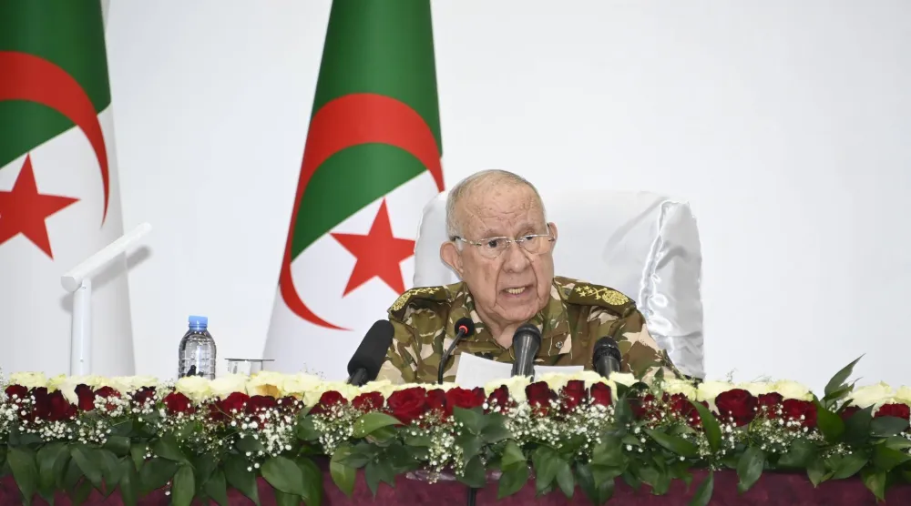 الوزير المنتدب للدفاع أثناء إلقاء كلمة على كوادر الجيش (وزارة الدفاع)