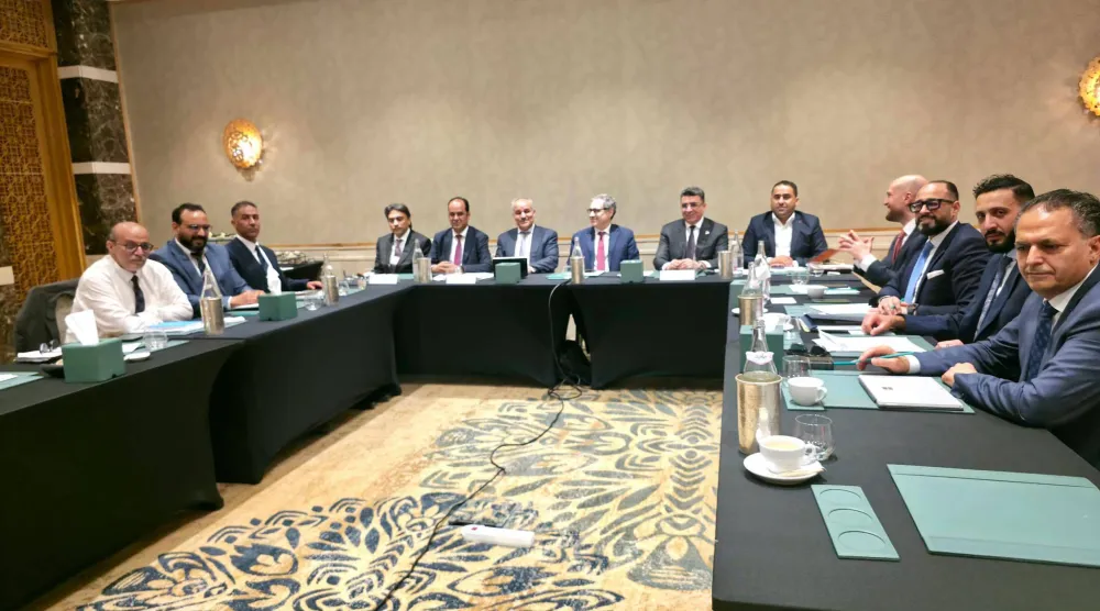 اجتماع ممثلين لغرب وشرق ليبيا لبحث اتفاق الموازنة الموحدة في تونس الجمعة (المصرف المركزي)