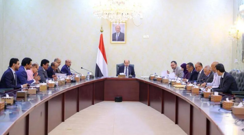 جانب من اجتماع المجلس اليمني الأعلى للطاقة برئاسة الزنداني (سبأ)