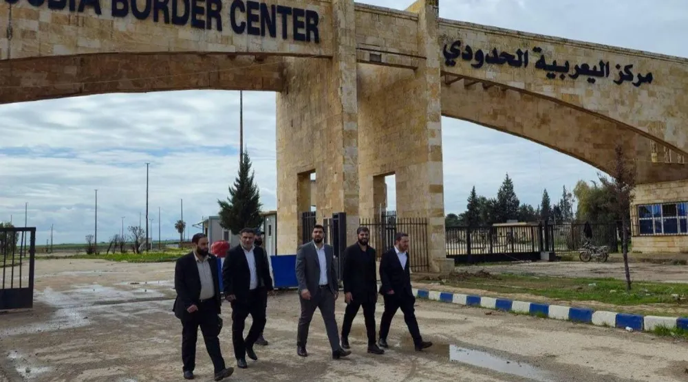 جولة تفقدية لوفد من رئاسة «الهيئة العامة للمنافذ والجمارك السورية» على منفذ «اليعربية» الحدودي مع العراق أبريل الماضي (الهيئة)