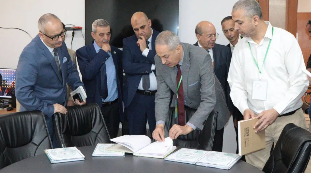 رئيس هيئة الانتخابات يتابع إيداع قوائم الترشيحات (إعلام الهيئة)