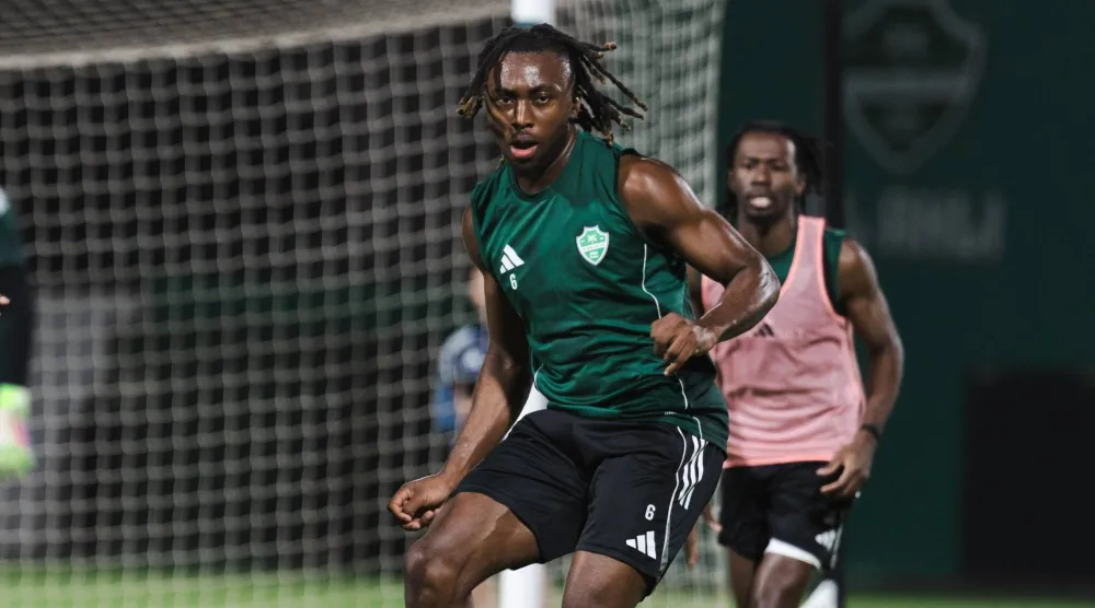 الأهلي يأمل إنهاء الموسم بكسر حاجز الثمانين نقطة (النادي الأهلي) 