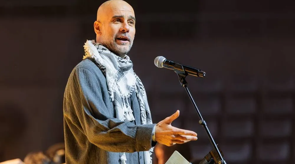 Pep Guardiola giving a speech on Palestine in Barcelona earlier this year. (Getty Images)