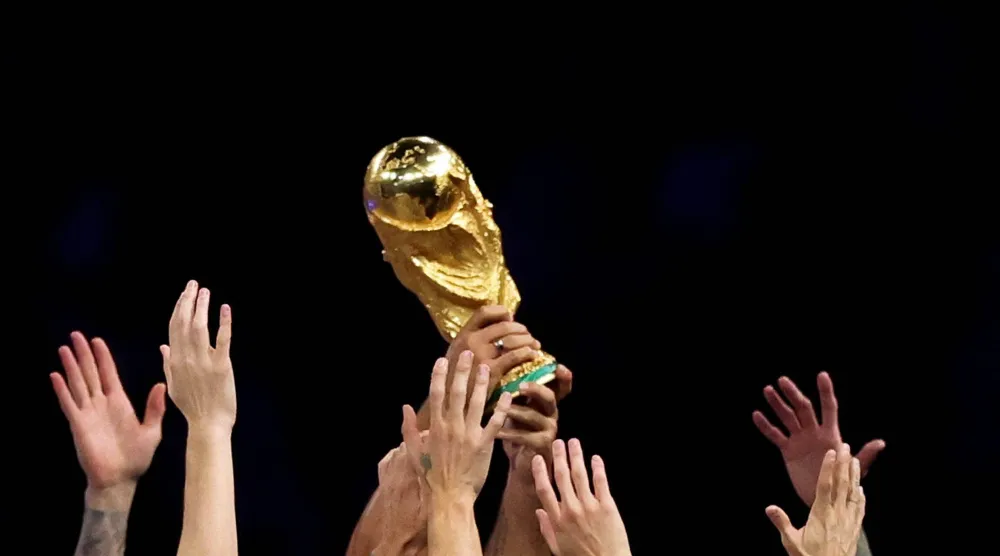كأس العالم (رويترز)