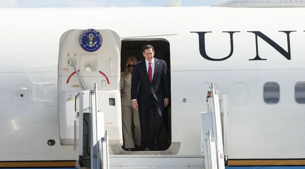 ABD Dışişleri Bakanı Marco Rubio dün Ermenistan'ın başkenti Erivan'daki Zvartnots Uluslararası Havalimanı'na geldi (EPA)