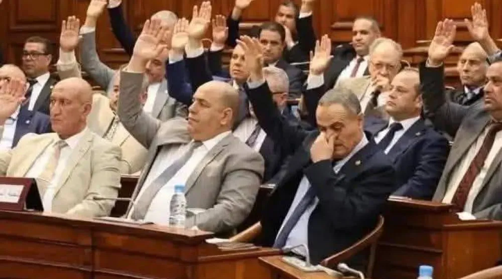 من جلسة سابقة لمصادقة النواب على قانون الانتخابات (البرلمان)