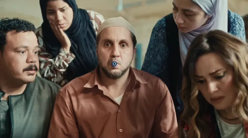 أحداث الفيلم تدور داخل لجنة امتحان (الشركة المنتجة)