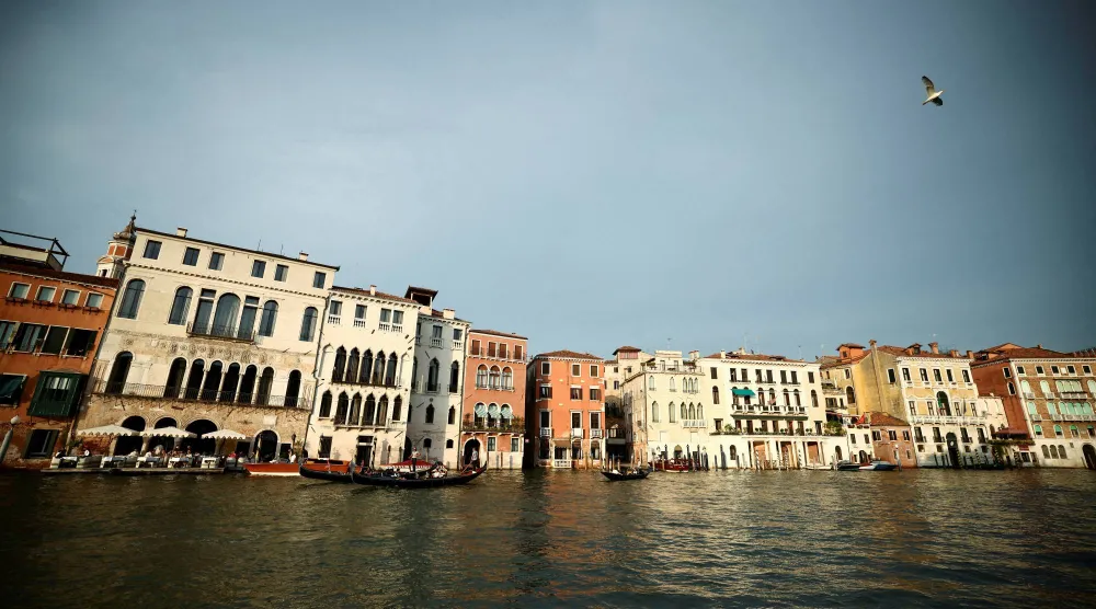 FILE PHOTO: A general view of the Grand Canal, in Venice, Italy, June 23, 2025. REUTERS/Yara Nardi/File Photo