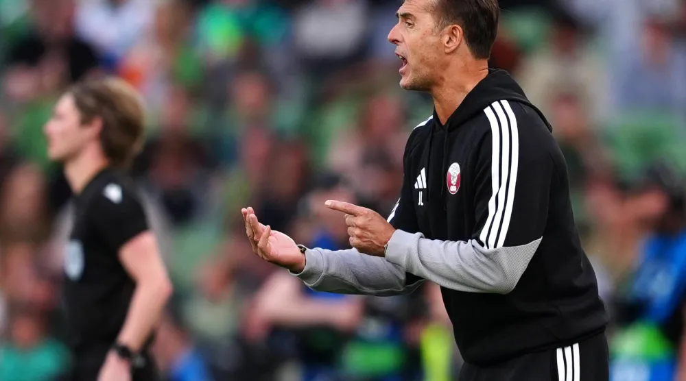 الإسباني جولين لوبتيغي المدير الفني للمنتخب القطري (د.ب.أ)
