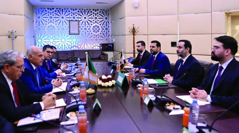 جانب من لقاء مسؤولي خارجيتي الجزائر وسوريا (الخارجية الجزائرية)
