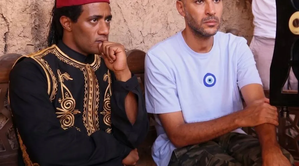 دياب ورمضان خلال تصوير الفيلم (الشركة المنتجة)