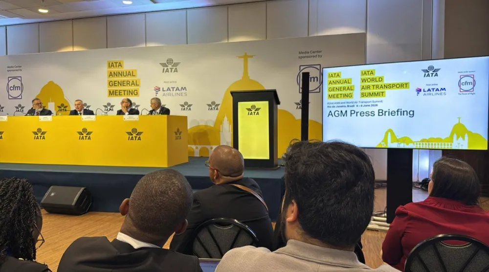 جانب من المؤتمر الصحافي على هامش الاجتماع العام للاتحاد الدولي للنقل الجوي في ريو دي جانيرو (الشرق الأوسط)