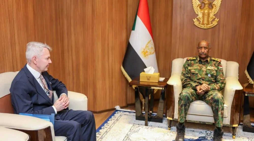 البرهان يلتقي المبعوث الأممي بيكا هافيستو في الخرطوم يوم الأحد (إعلام مجلس السيادة)