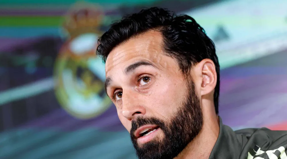 ألفارو أربيلوا مدرب ريال مدريد المقال (أ.ف.ب)