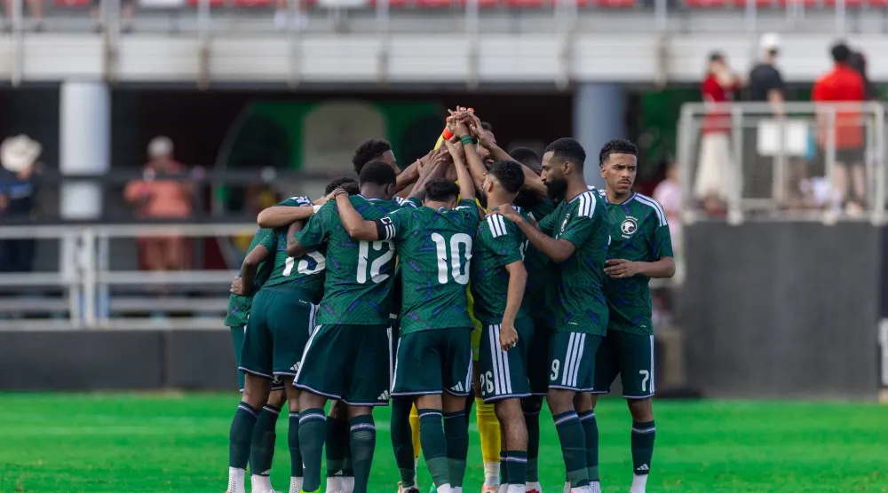 دونيس أشرك أغلب العناصر في ودية السنغال الأخيرة (المنتخب السعودي) 