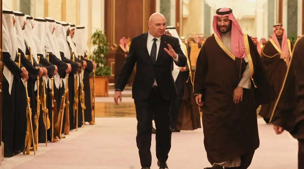 ولي العهد السعودي الأمير محمد بن سلمان يستقبل الرئيس اللبناني جوزيف عون في الرياض في مارس 2025 (أرشيفية - أ.ب)