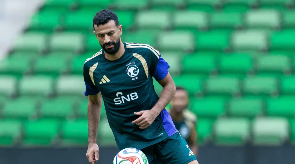 بقاء آل سالم جاء برغبة مشتركة بينه وبين الجهازين الفني والإداري (المنتخب السعودي) 