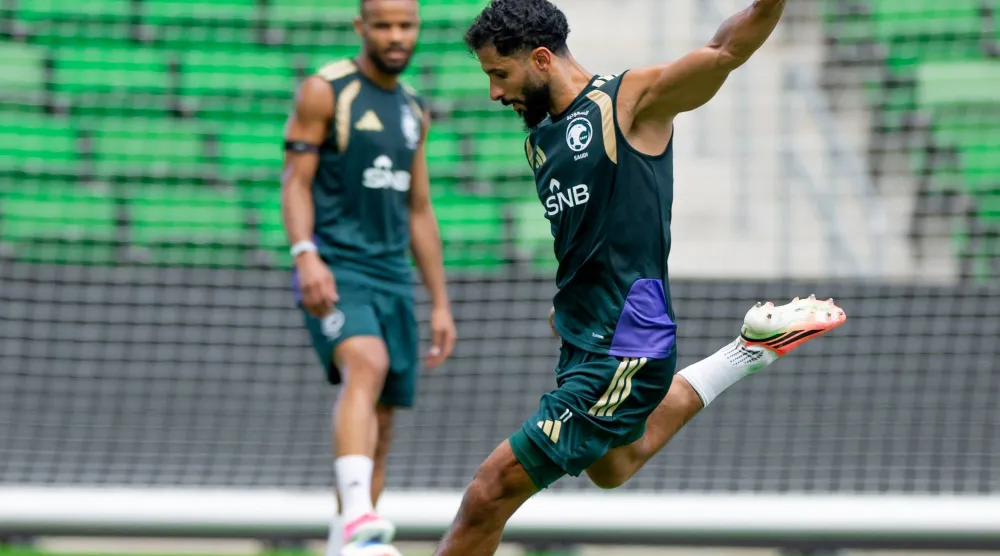 صالح الشهري مهاجم الأخضر خلال الحصة التدريبية (المنتخب السعودي) 